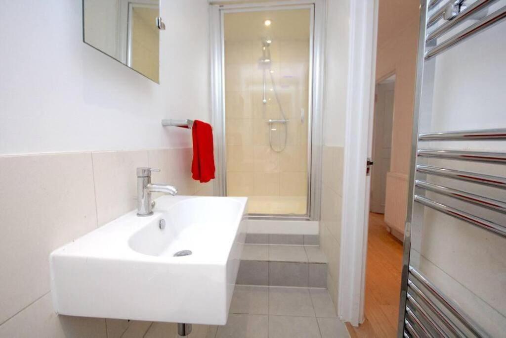 Lovely Kensington Flat London Luaran gambar
