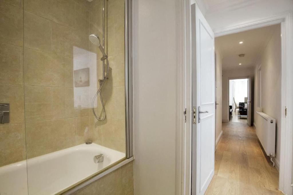 Lovely Kensington Flat London Luaran gambar